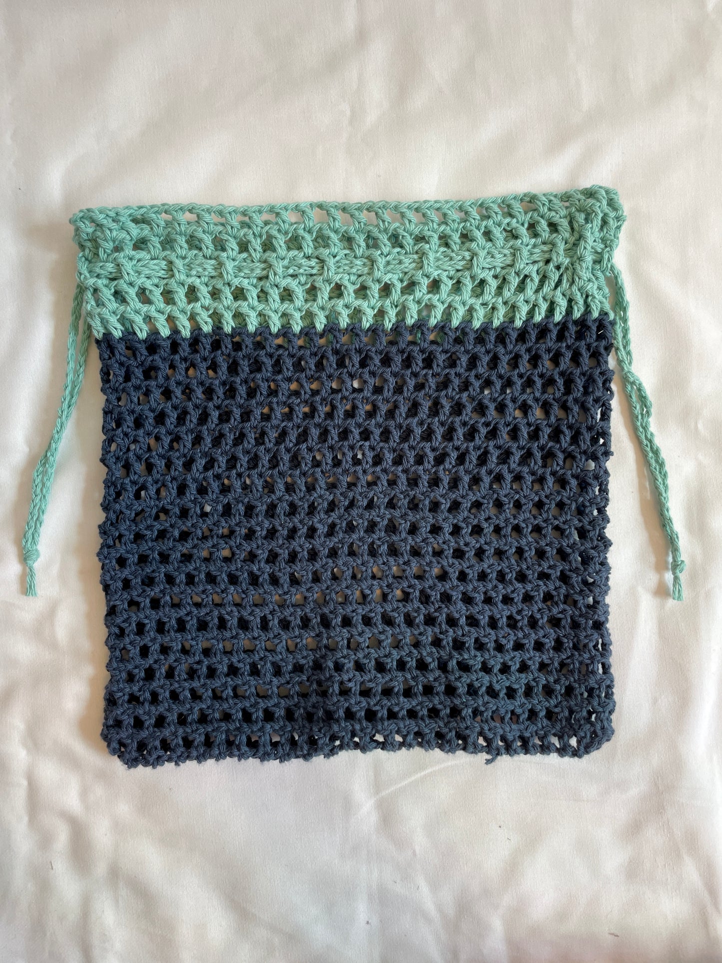 LG Mesh Pouch - Navy/Teal