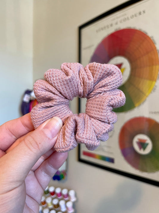 Dusty Rose Waffle Scrunchie - Regular